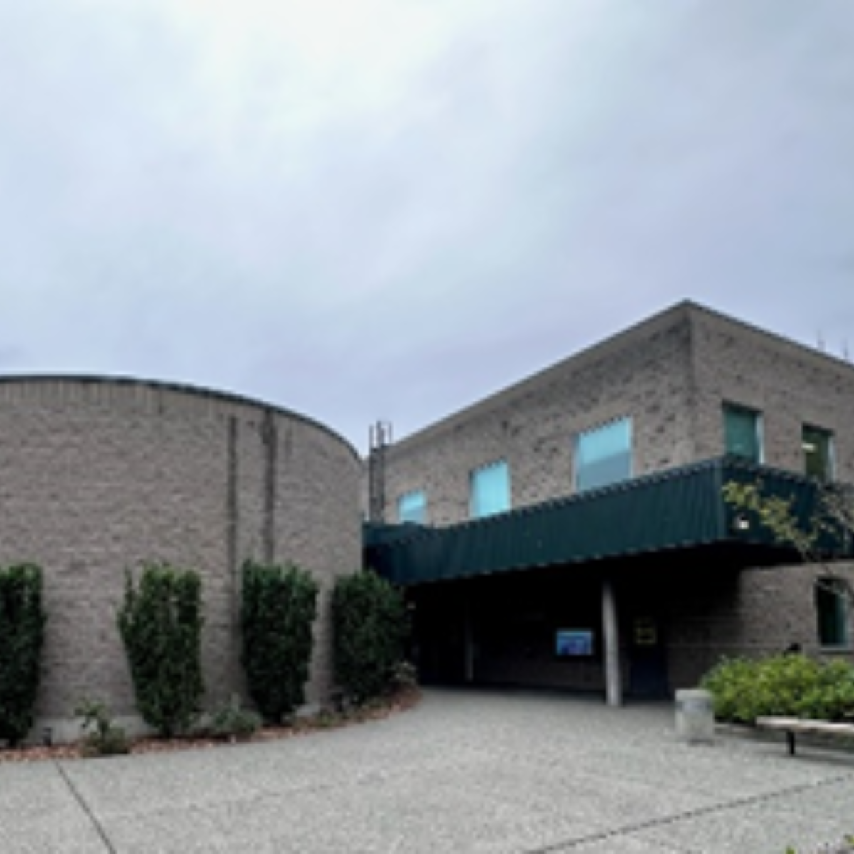Image of Edmonds School in Washington